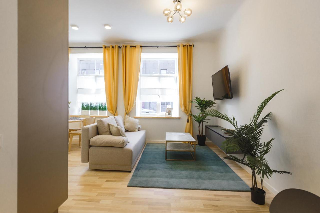 1212 Apartments With Free Parking Riga Bagian luar foto