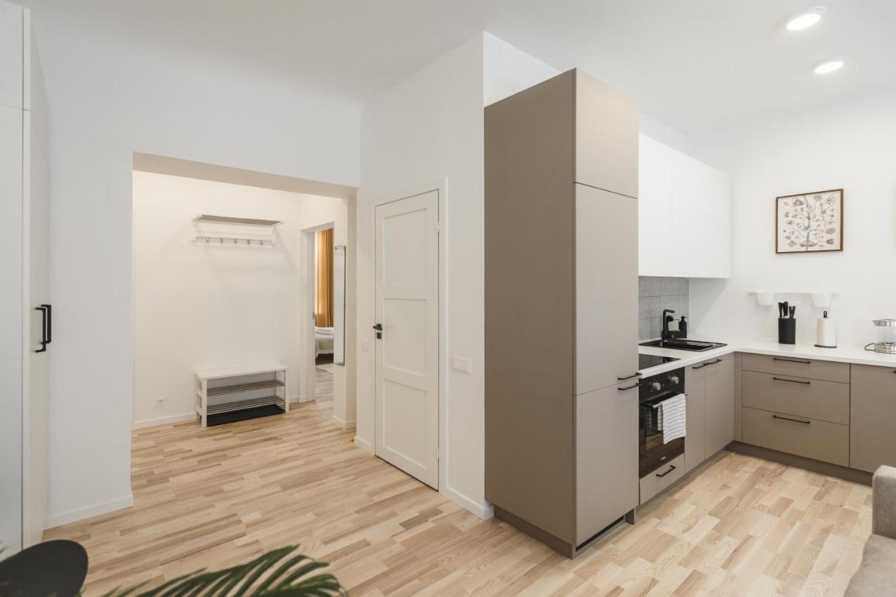 1212 Apartments With Free Parking Riga Bagian luar foto