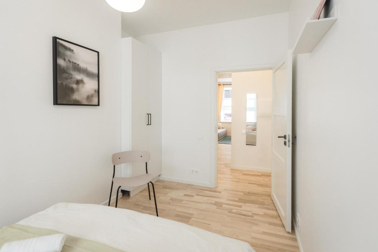 1212 Apartments With Free Parking Riga Bagian luar foto